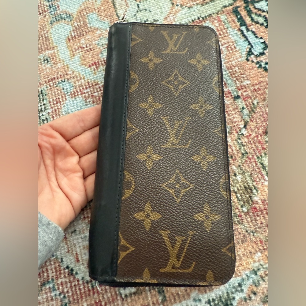 Louis Vuitton Large Zip Wallet